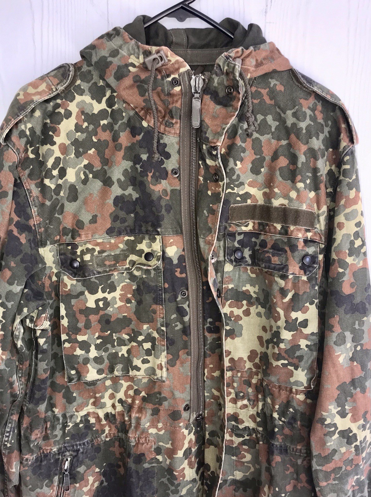 FLEKTARN CAMO FIELD JACKET, GERMAN SURPLUS, 1993 ISSUE, LG, COMPONENTS INTACT!