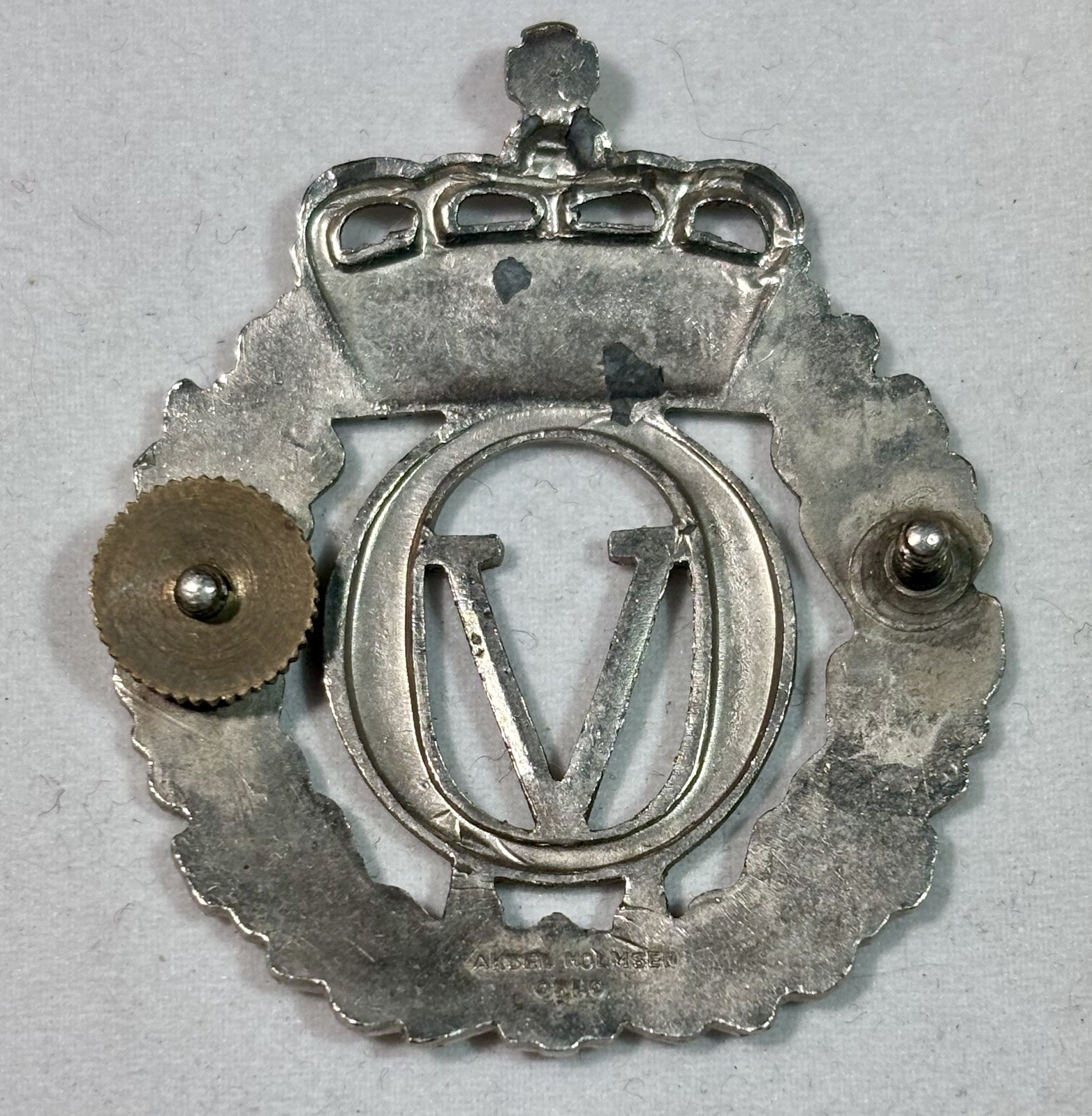 Aksel Holmsen King Olav V Palace Guard Hat Badge Norwegian King Pin Norway