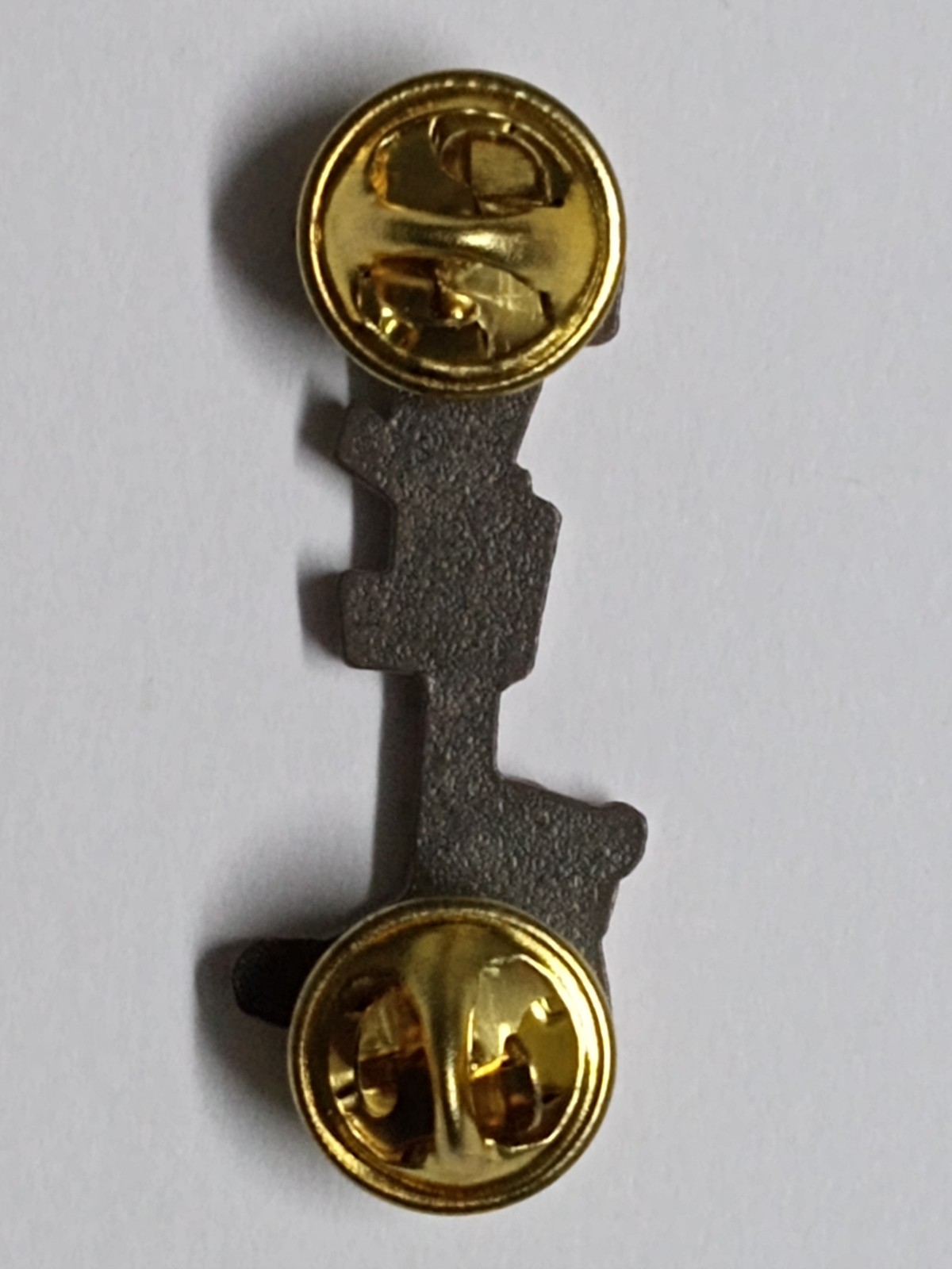 Helmet Rifle Boots Battle Cross Bronze Colored Lapel Hat Military Pin 1.5″ NEW