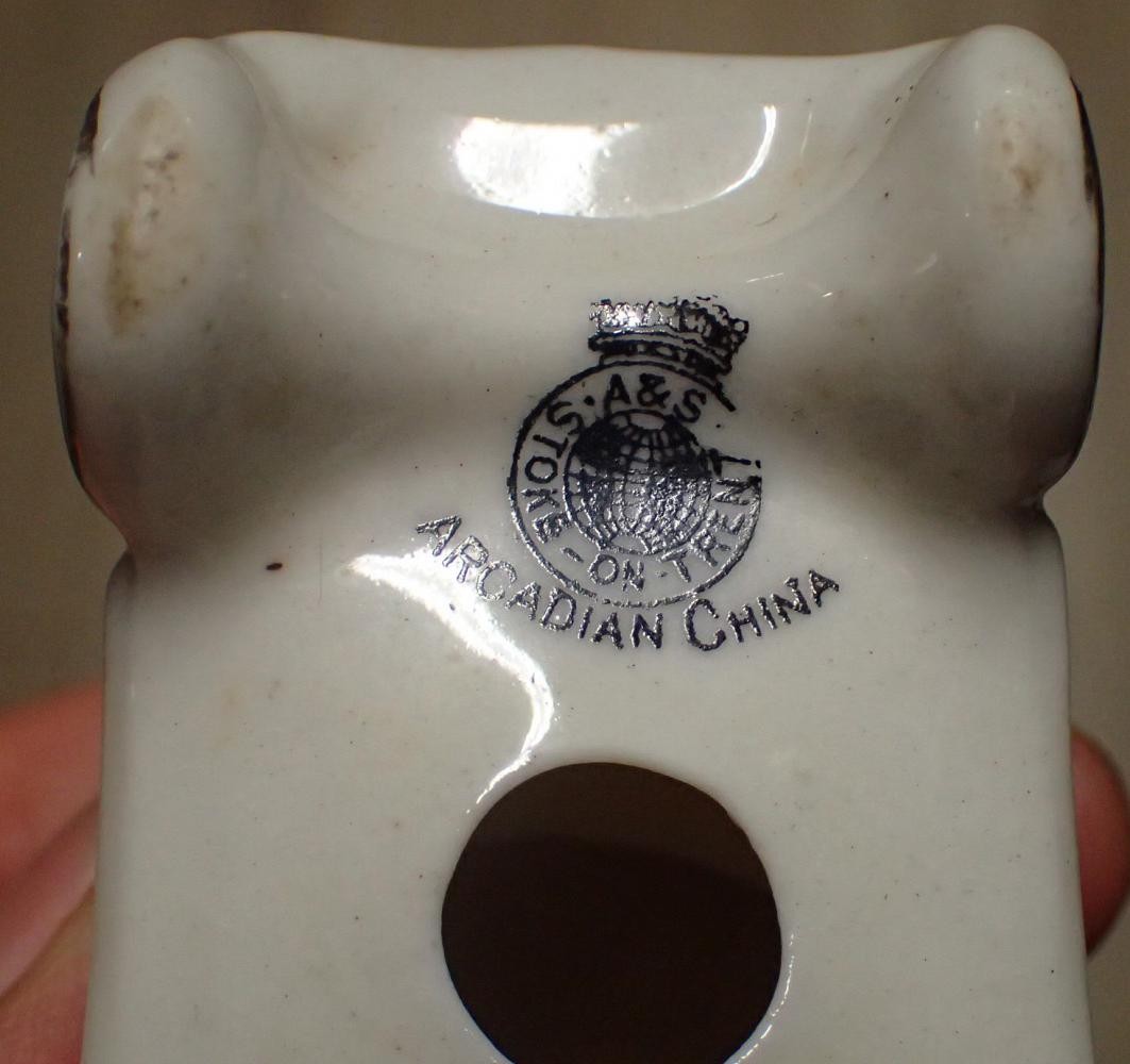 ww1 crested China / porcelain Ambulance