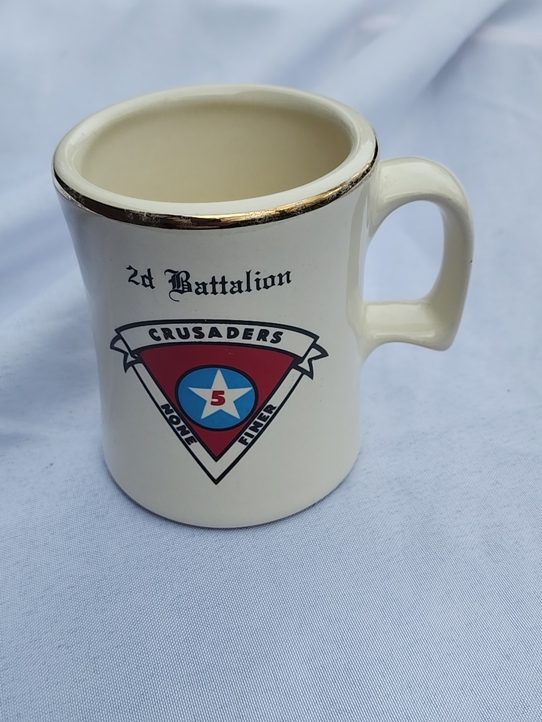 CRUSADERS 5th TRAINING BRIGADE FORT DIX NJ COFFEE CUP MUG US ARMY NONE FINER