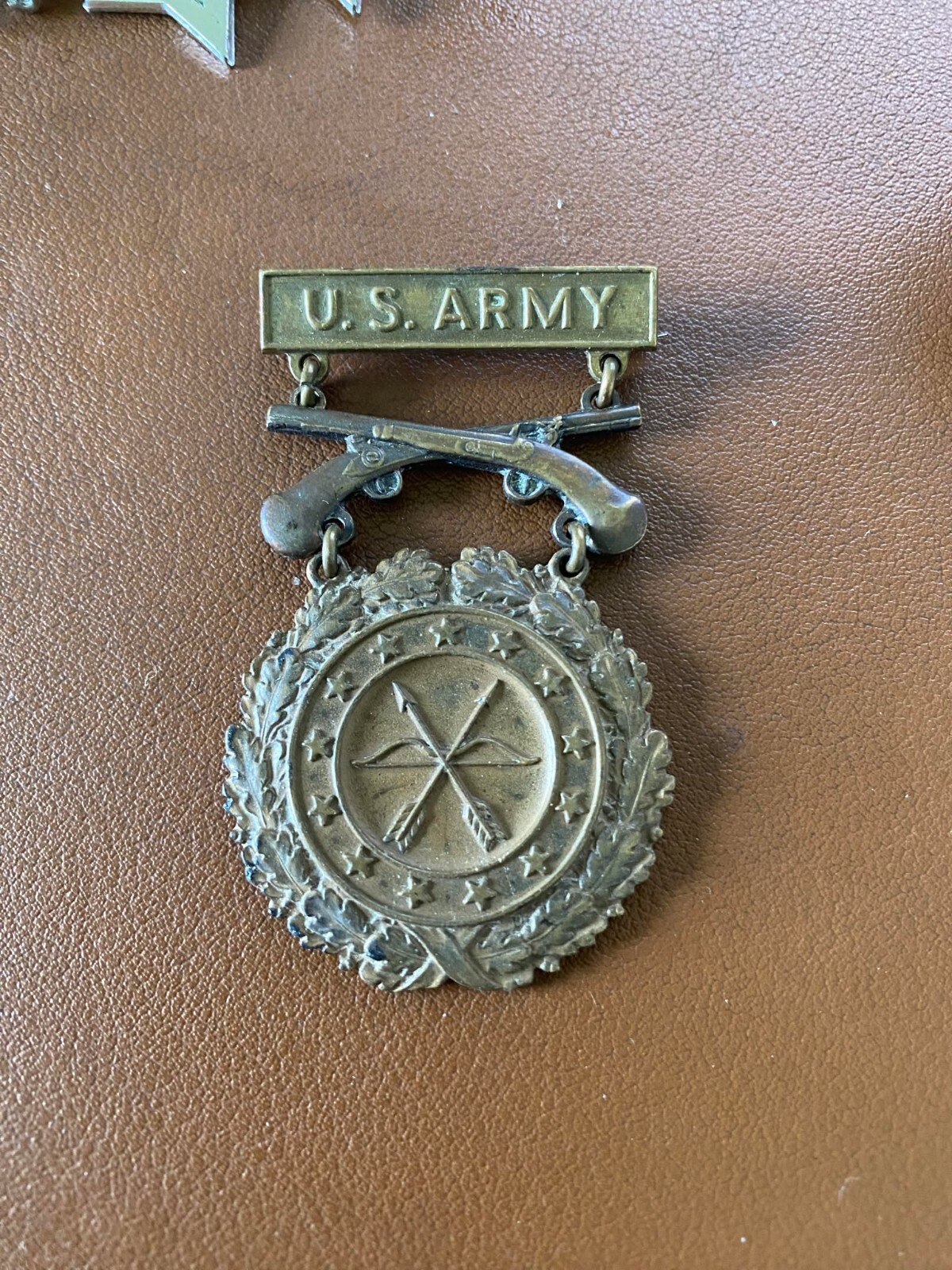 Army Excellence in Pistol Competition Shooting Badge in bronze EARLY VERSION