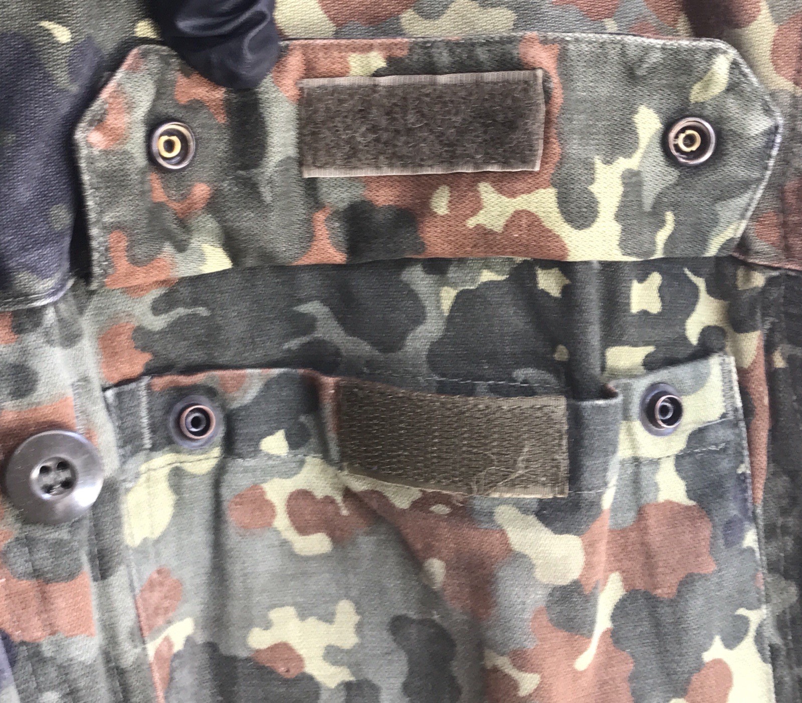 FLEKTARN CAMO FIELD JACKET, GERMAN SURPLUS, 1993 ISSUE, LG, COMPONENTS INTACT!