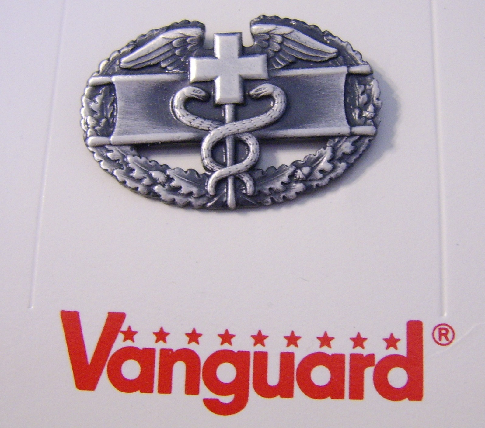 ARMY COMBAT MEDICAL BADGE ON VANGUARD CARD DEALER LOT OF 10 BADGES