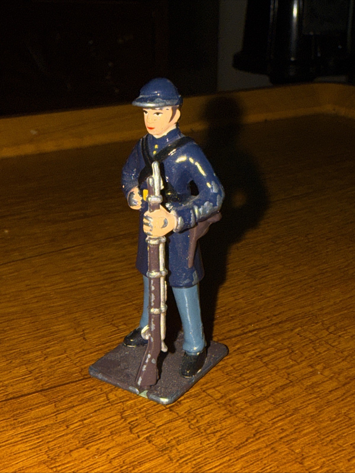 Americana Civil War Union Infantryman Hand Painted Metal Toy Soldier Figure