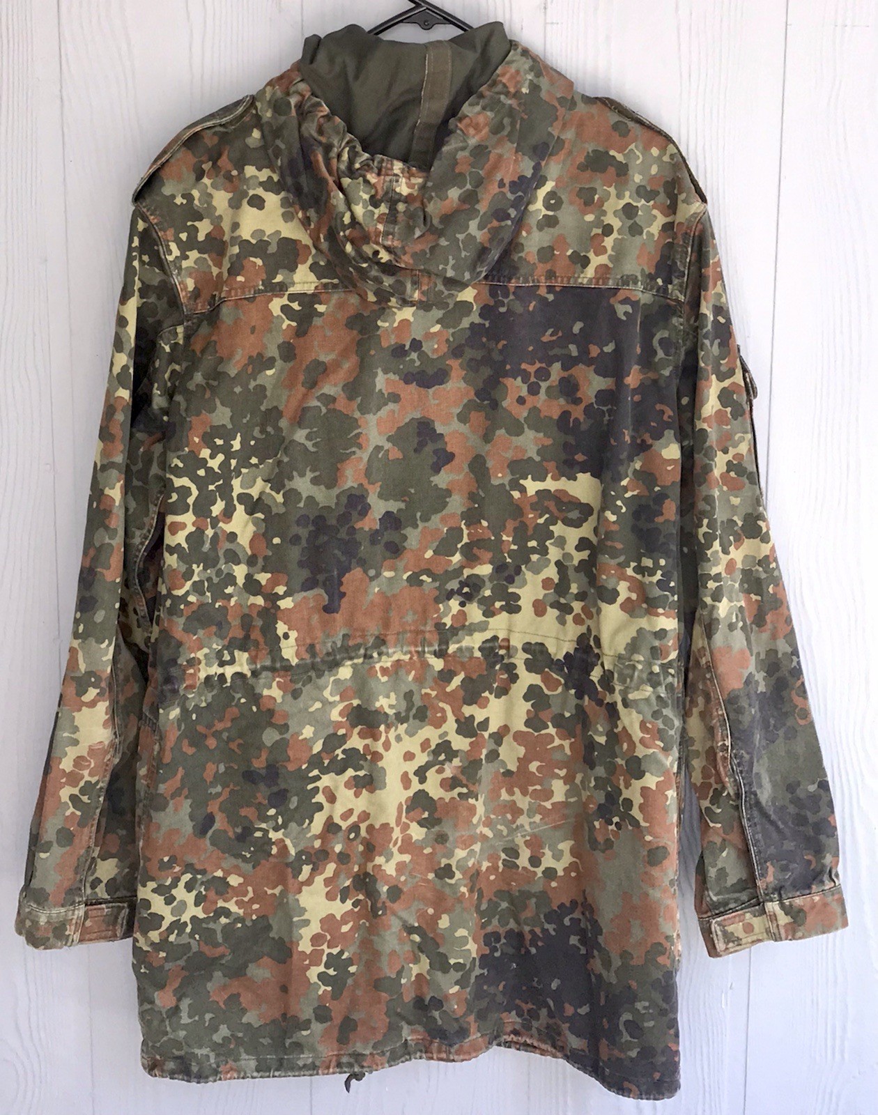 FLEKTARN CAMO FIELD JACKET, GERMAN SURPLUS, 1993 ISSUE, LG, COMPONENTS INTACT!