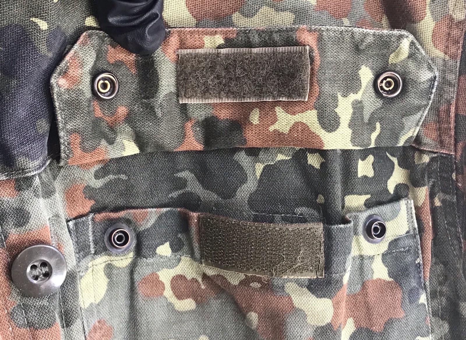 FLEKTARN CAMO FIELD JACKET, GERMAN SURPLUS, 1993 ISSUE, LG, COMPONENTS INTACT!