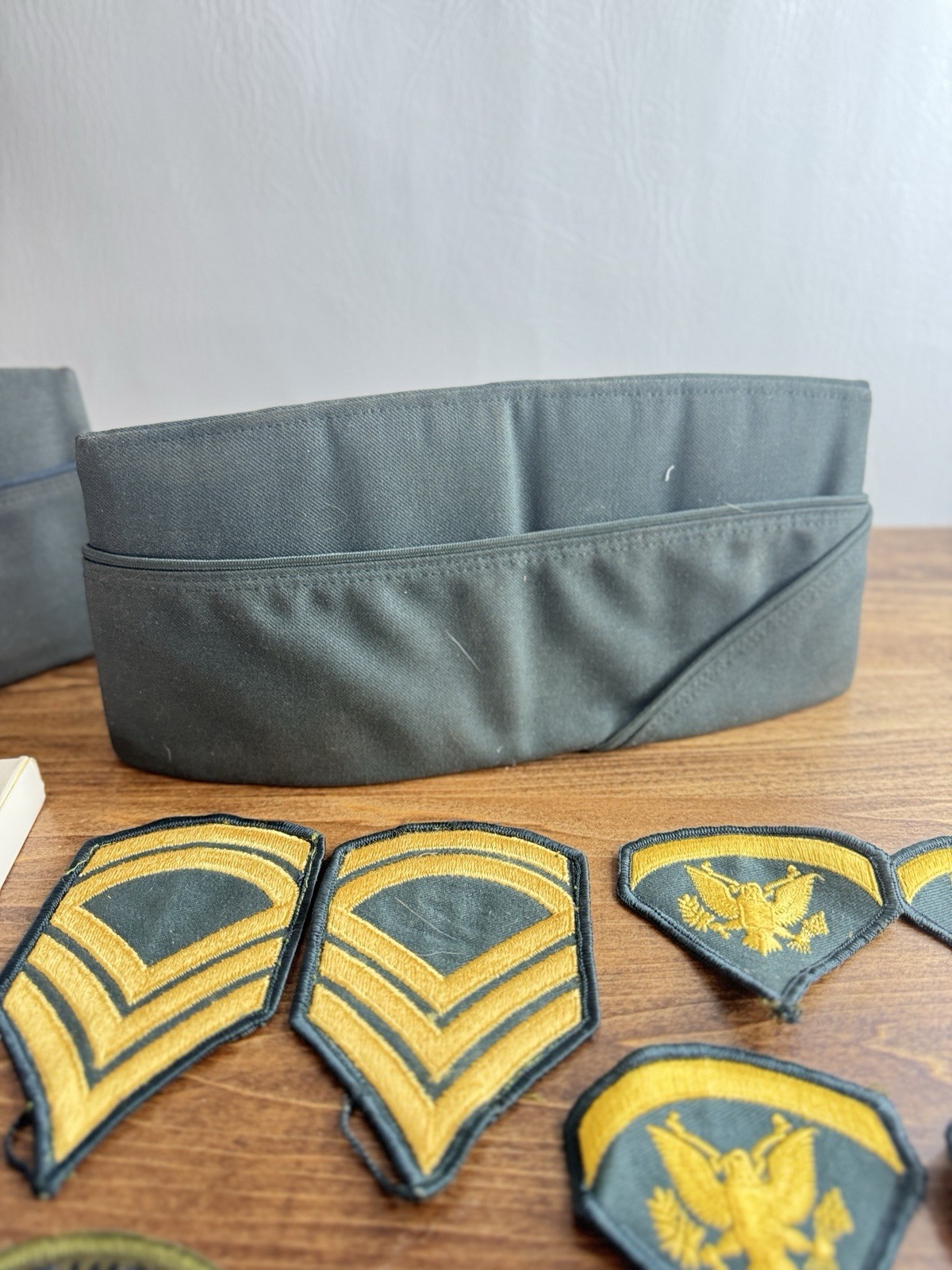 Unknown Lot of Vintage Military Patches, Hats, medal pin backs
