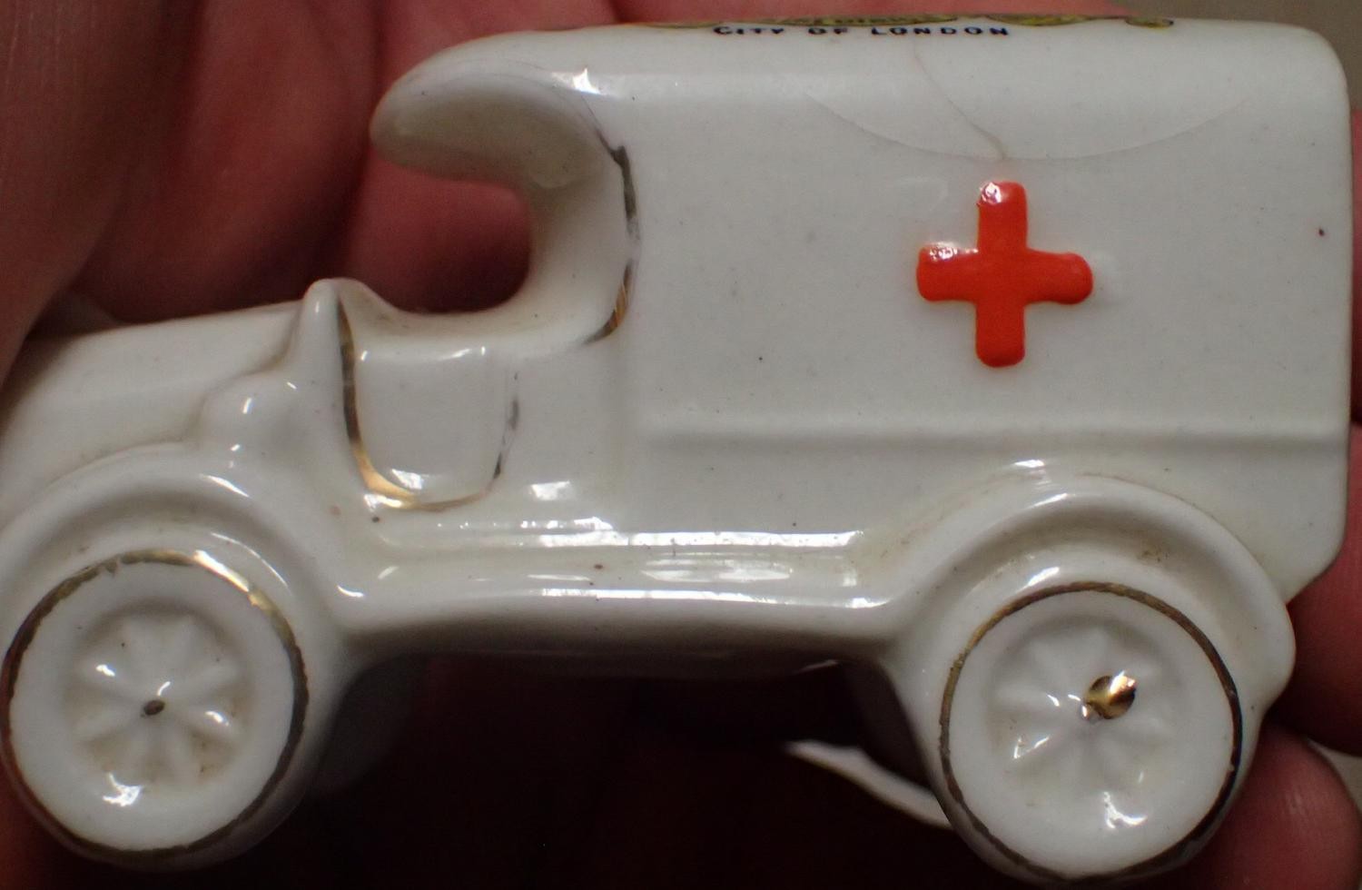 ww1 crested China / porcelain Ambulance
