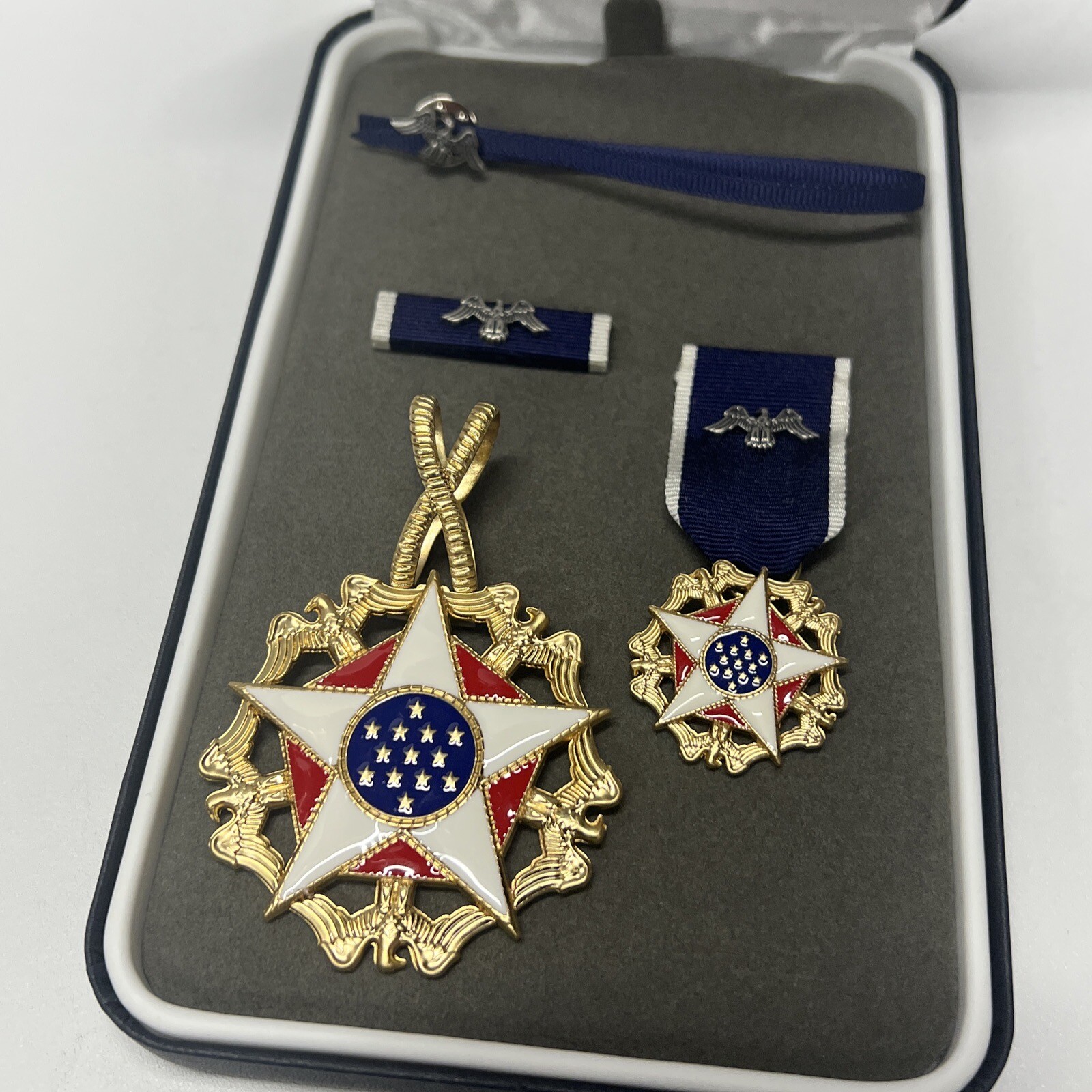 Stan Musial US Presidential Medal of Freedom Award Set W/ Certificate! Complete