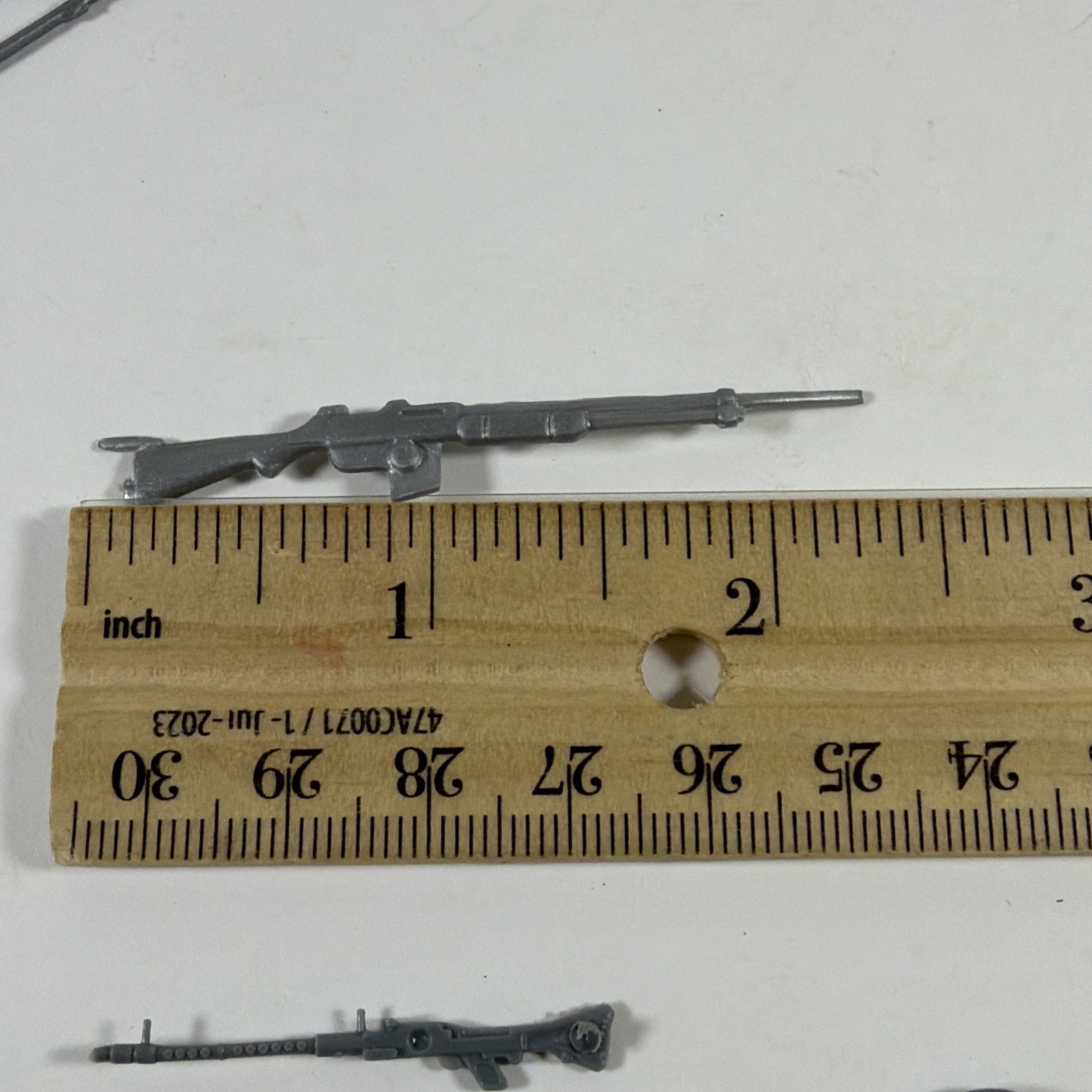 Lot Plastic Military Miniature Accessories Guns Rifles Artillery Trees