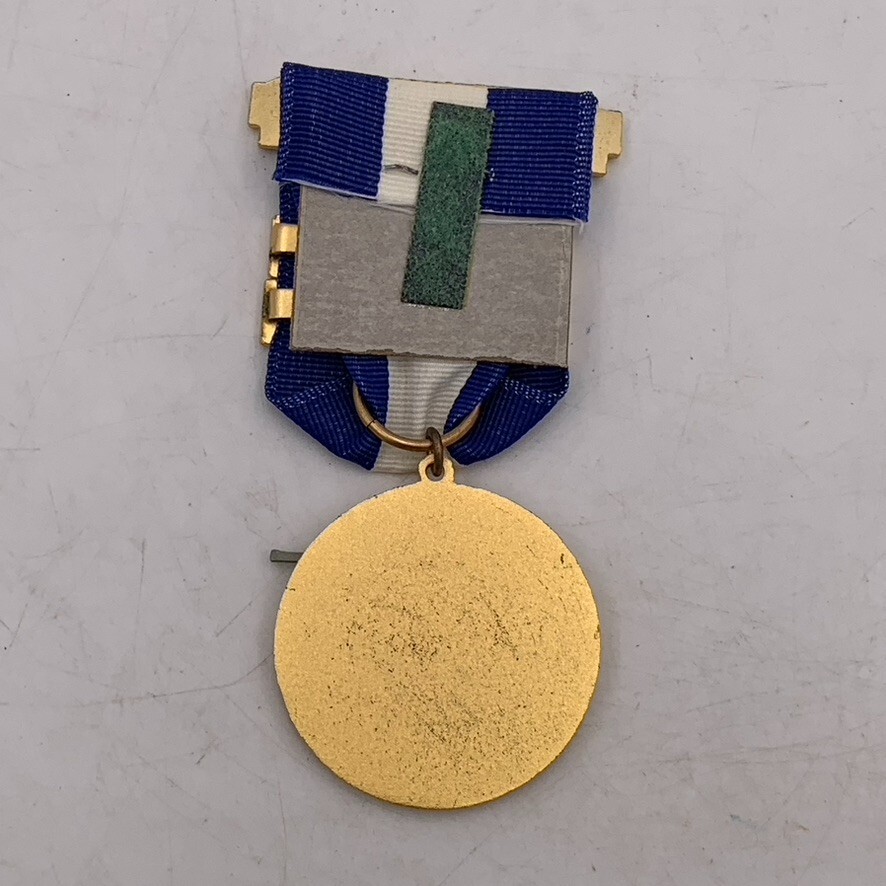 VTG Delta Indoor Rifle League 1981 Metallic Marksman 1st Medal Award Pin Badge