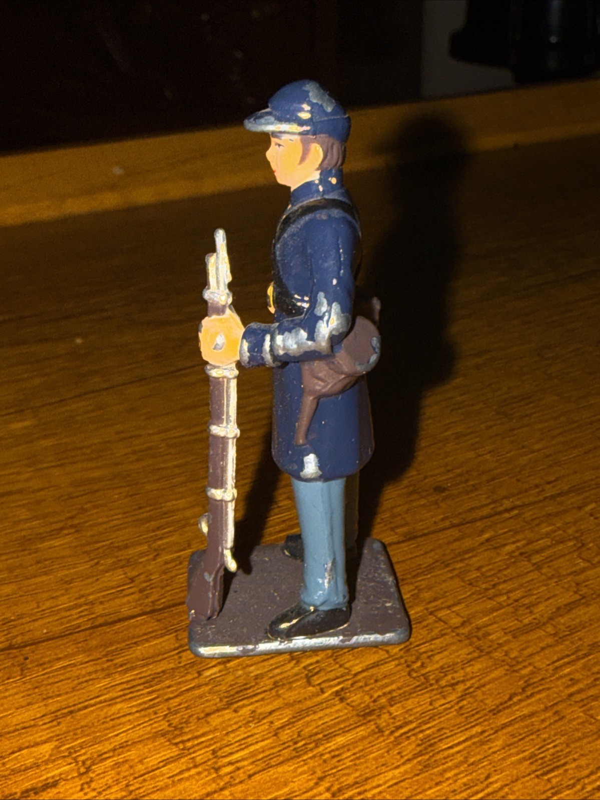 Americana Civil War Union Infantryman Hand Painted Metal Toy Soldier Figure