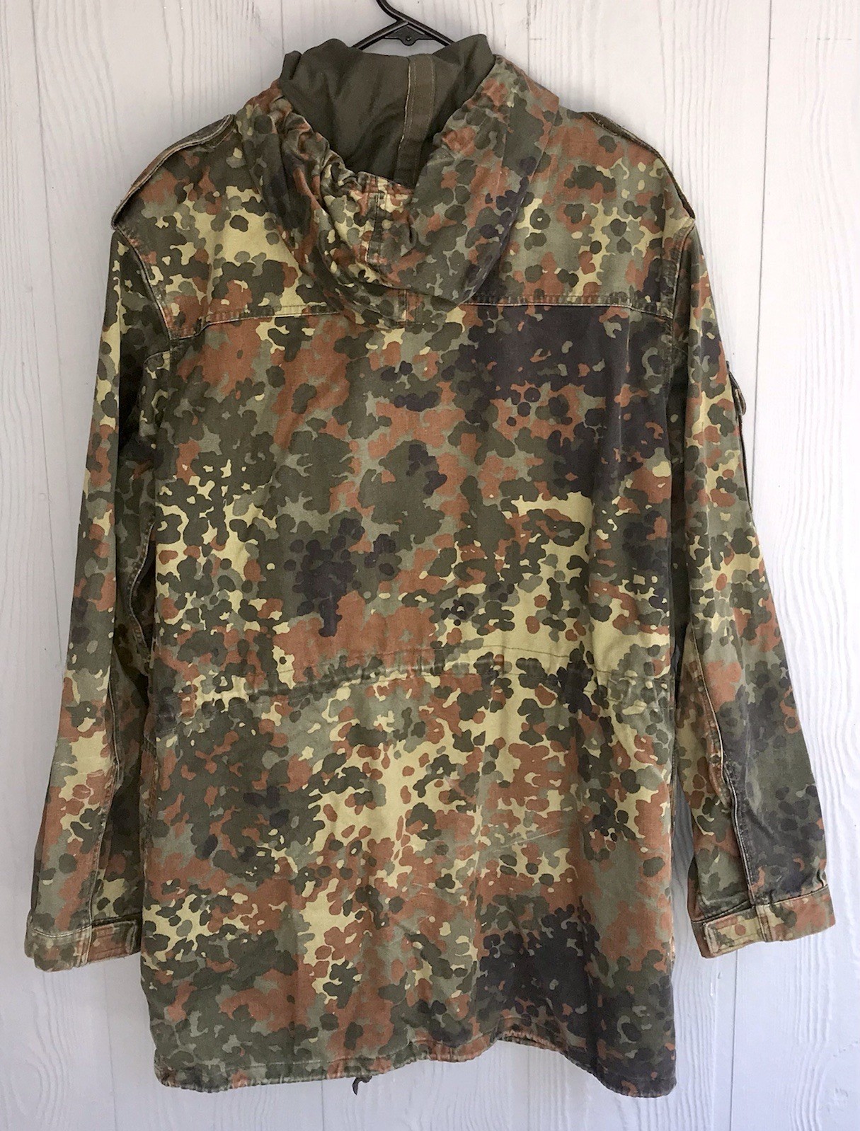 FLEKTARN CAMO FIELD JACKET, GERMAN SURPLUS, 1993 ISSUE, LG, COMPONENTS INTACT!