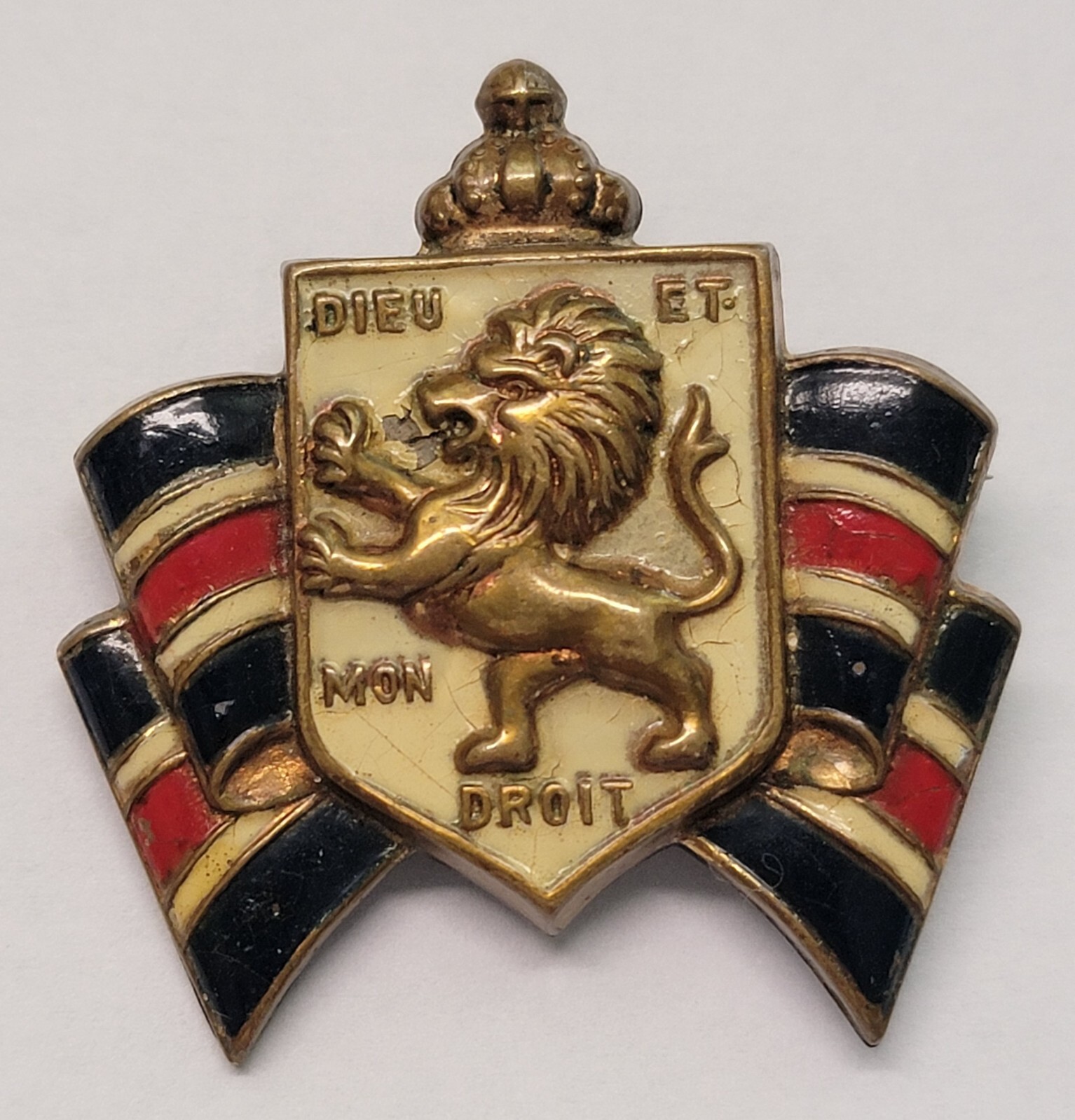 Vintage Pin BWRS & BB British War Relief Society Accessocraft WWII Lion Crest