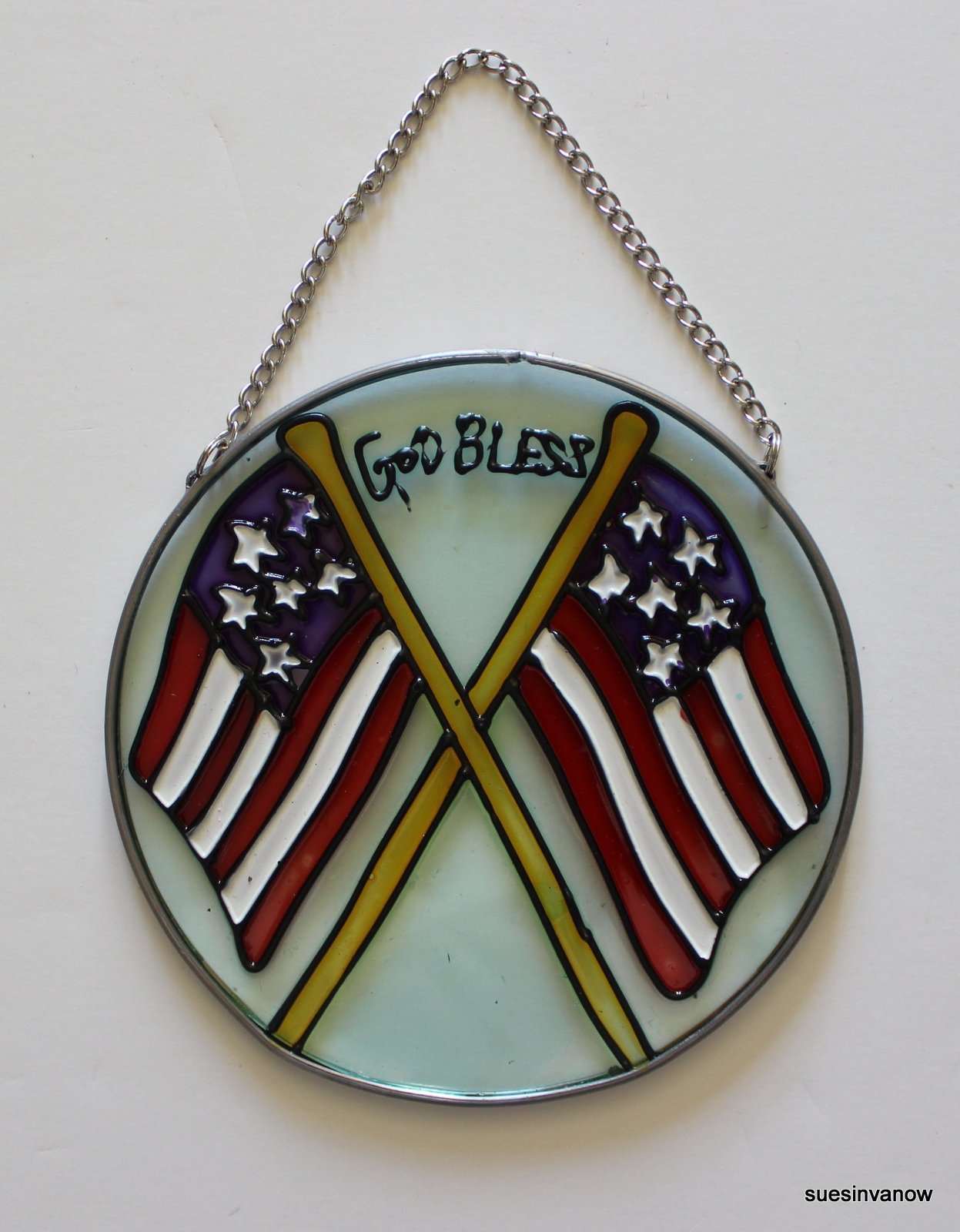 God Bless Suncatcher 4.5″ Diameter USA Proud Patriotic picture Red White Blue