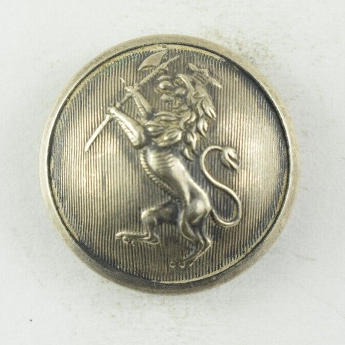 Early Norway Army Lion Crest Uniform Button Vintage Original 5 L7C