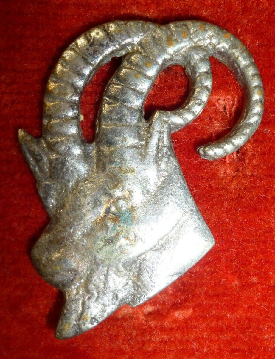 Pakistan – The Gilgit Scouts Cap Badge, Ibex
