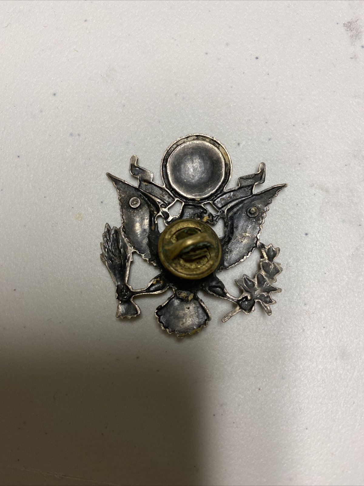 H0915 Original VN Era USAF Female Officer Cap Badge IR45A