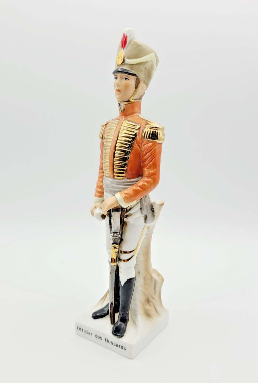 Napoleonic Wars Era 1812 French Hussards (Hussars) Officier Porcelain Figurine