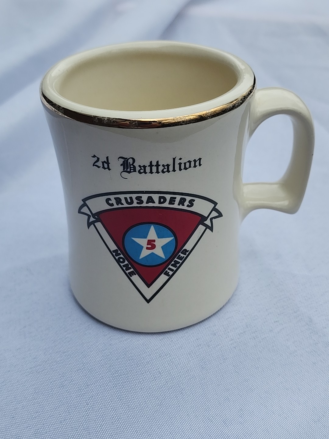 CRUSADERS 5th TRAINING BRIGADE FORT DIX NJ COFFEE CUP MUG US ARMY NONE FINER