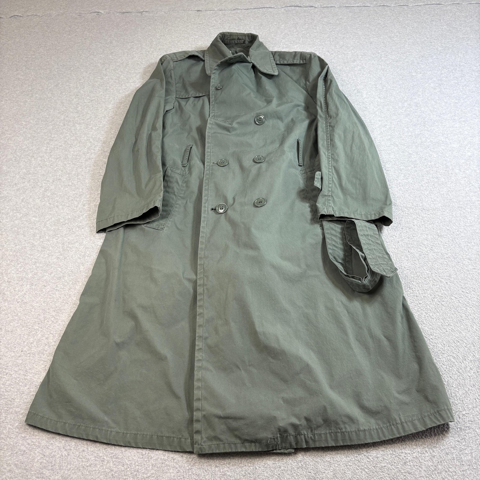 Vintage US Military Trench Coat Mens 38 Long Green Double Breasted Belted 1965
