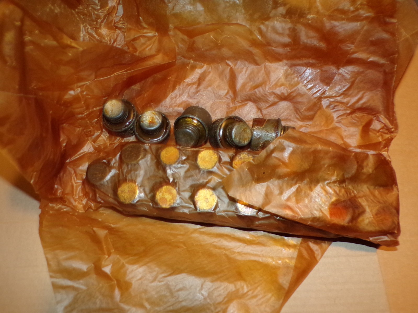 Lot of 20 Soviet round oil bottles for military surplus rifles Russian
