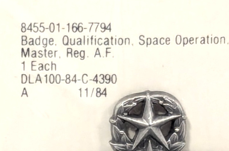 USAF Air Force Qualification Space Operation Master Reg AF Badge 1984 Sealed