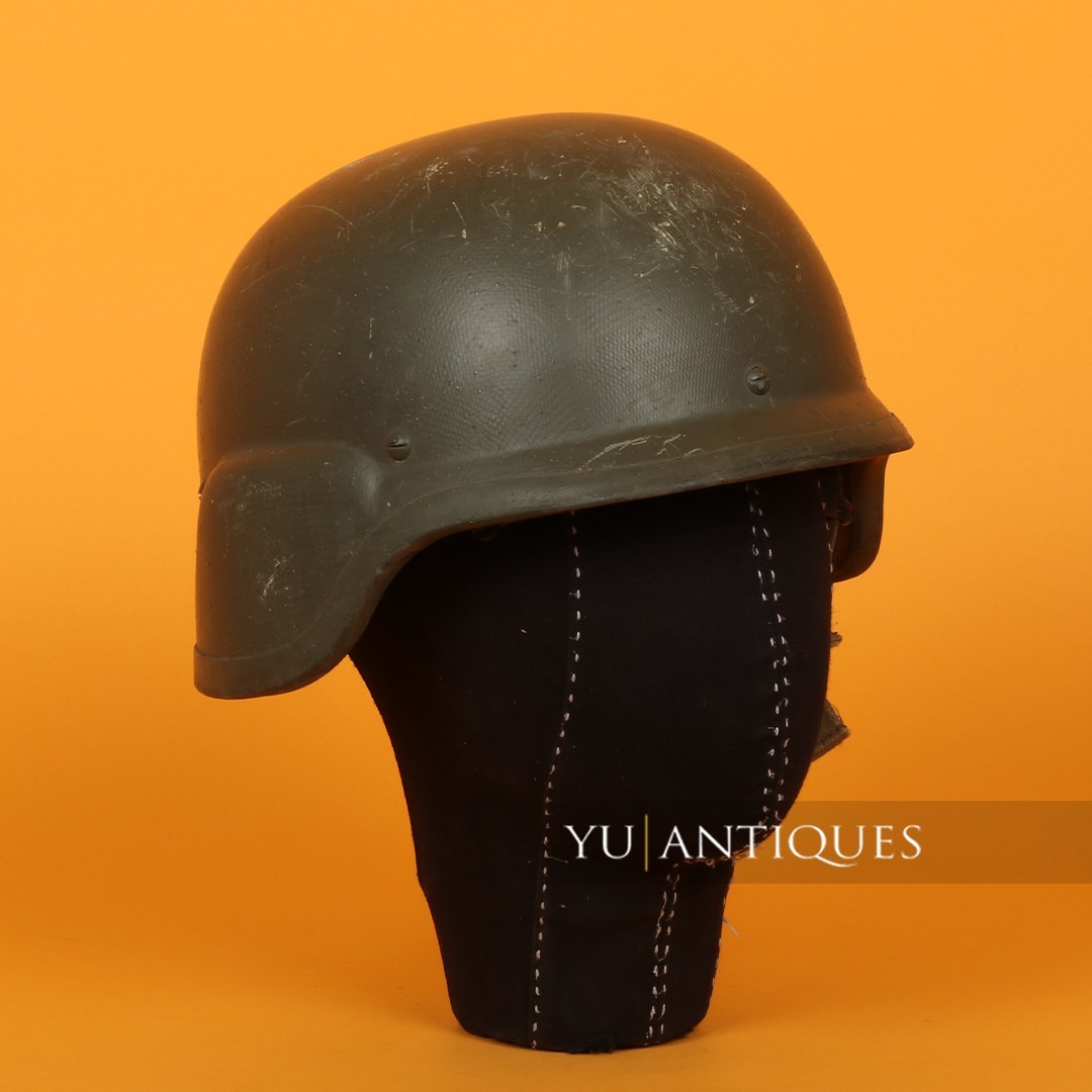 Yugoslavia Serbia Armed Forces Woodland Camouflage Cover & M97 Hel met Casque