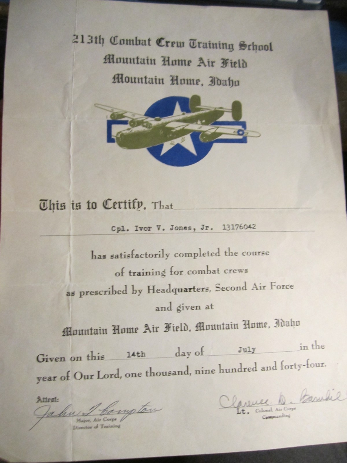 1944 213TH COMBAT CREW TRAINING SCHOOL CERTIFICATE & GRADUATION PROGRAM – BBA-52