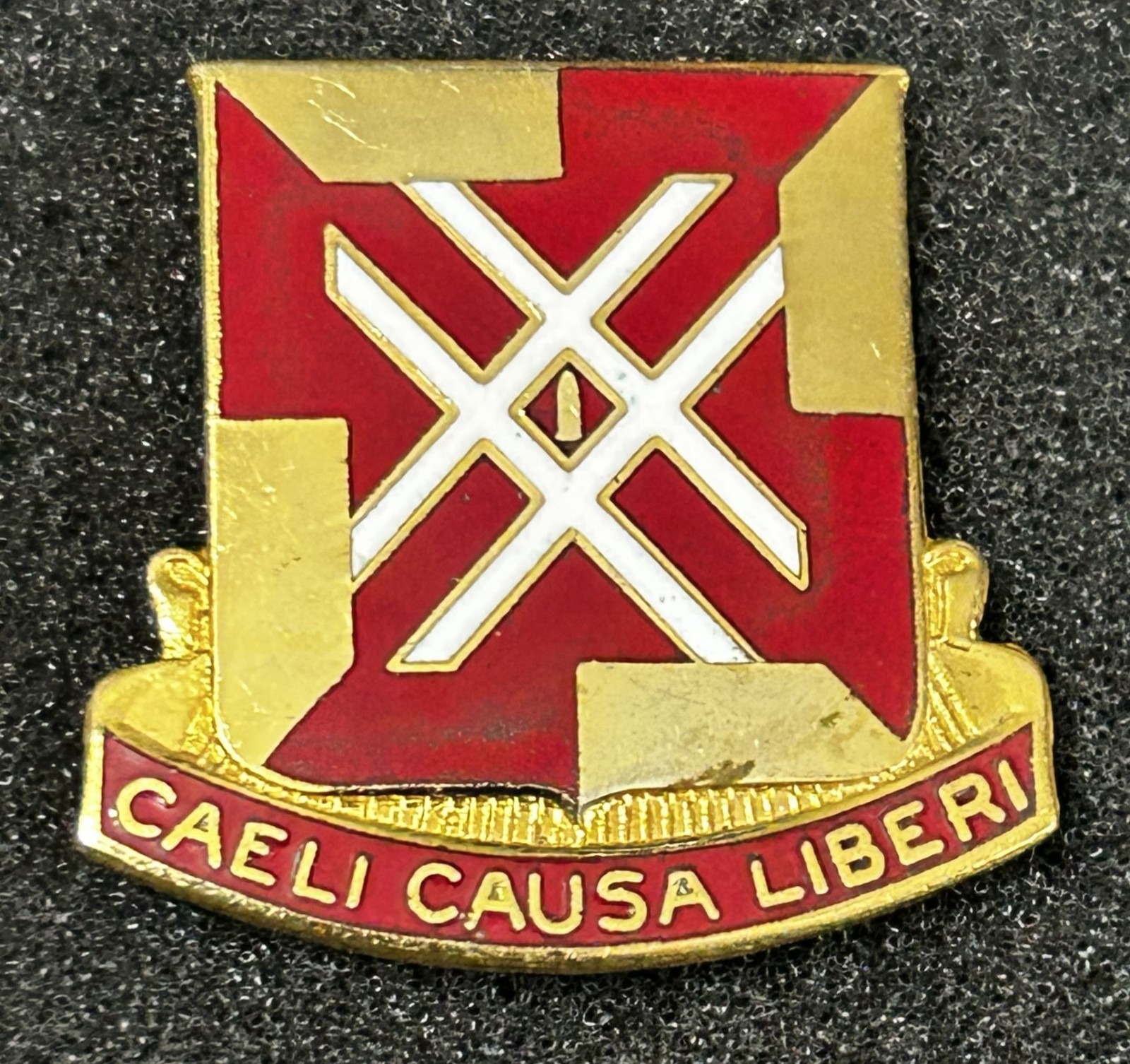 US Army Crest, DUI, DI: 887th Anti Aircraft Artillery Bn (CB, Vanguard)
