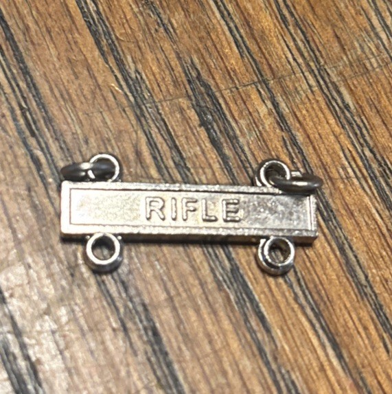 US Military WWII Era Sterling Silver Marksmanship Rifle Clasp Tag Medal