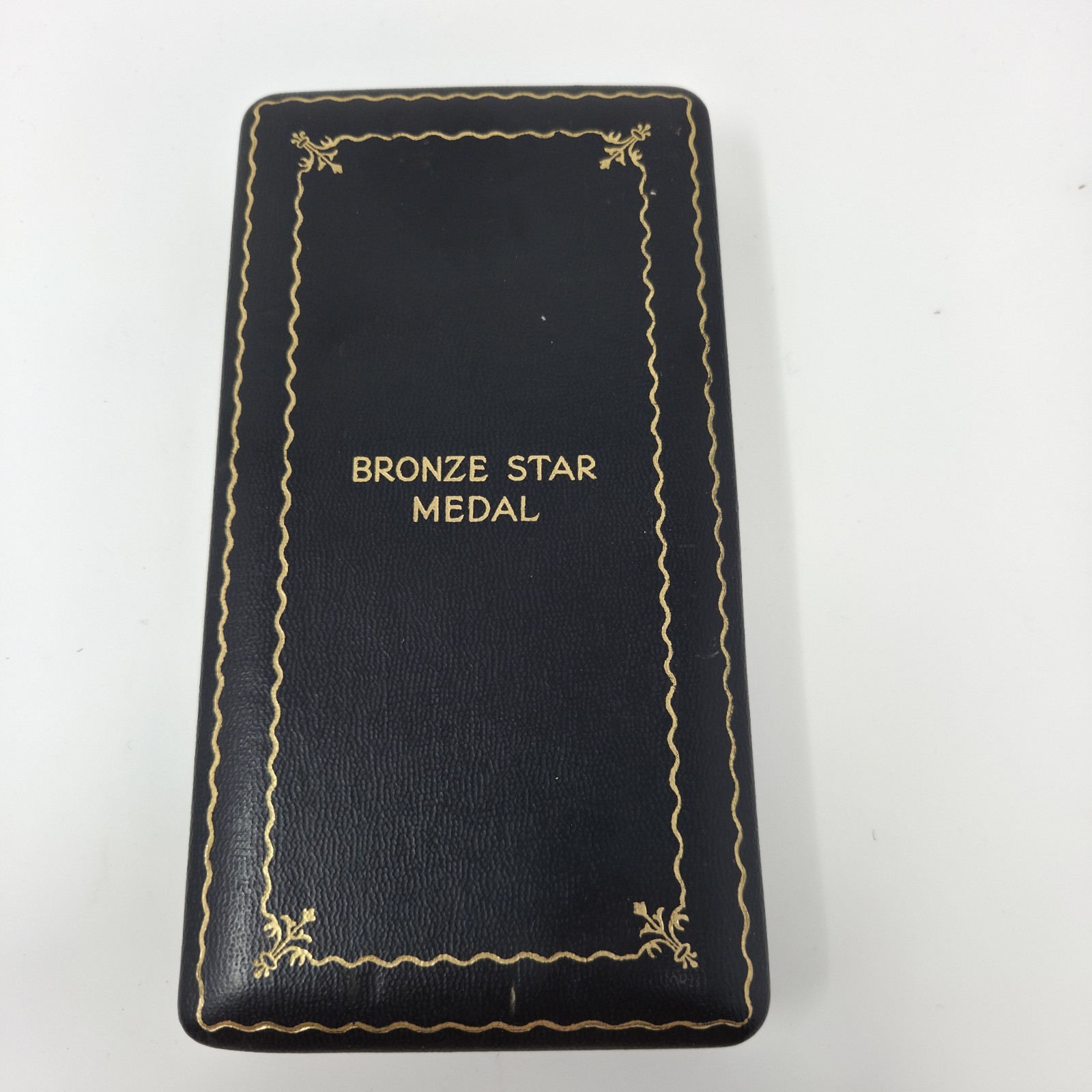 WWII Vintage Bronze Star Medal Original Case Box wth Ribbon Lapel Pin